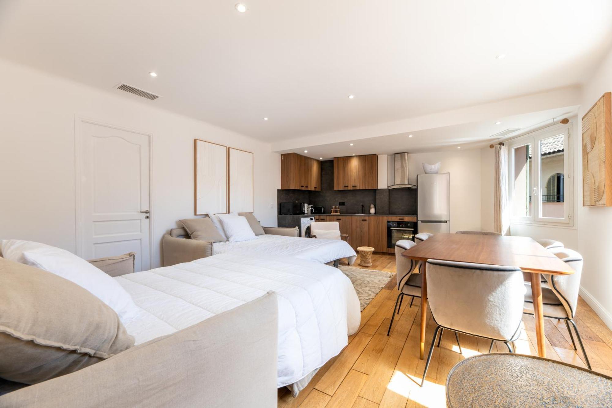 סן טרופז Appartement Place Des Lices מראה חיצוני תמונה